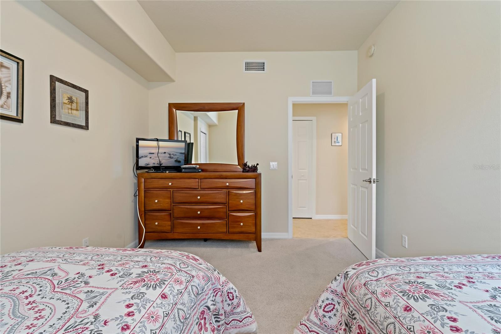 COACH HOMES I AT RIVER STRAND 2195/5517 - Residential Lease