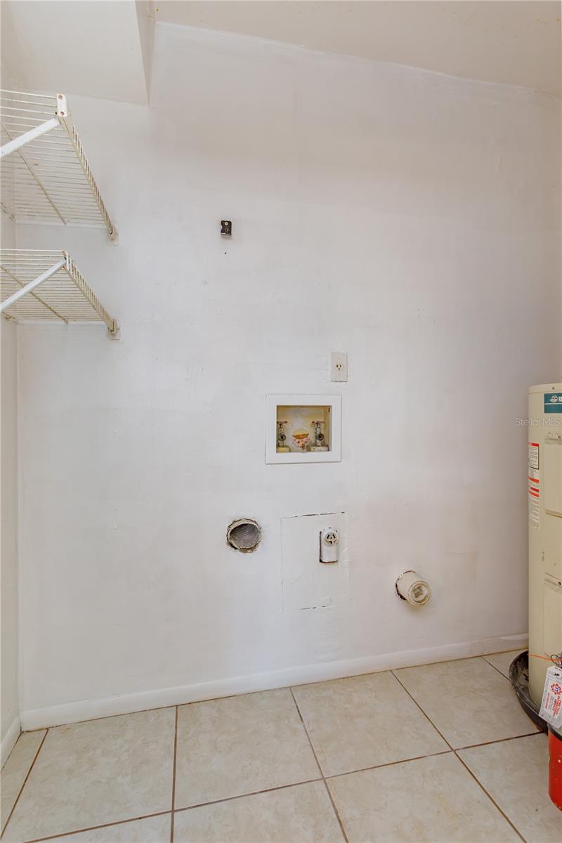 WINDTREE GARDENS CONDO PH 02 - Residential