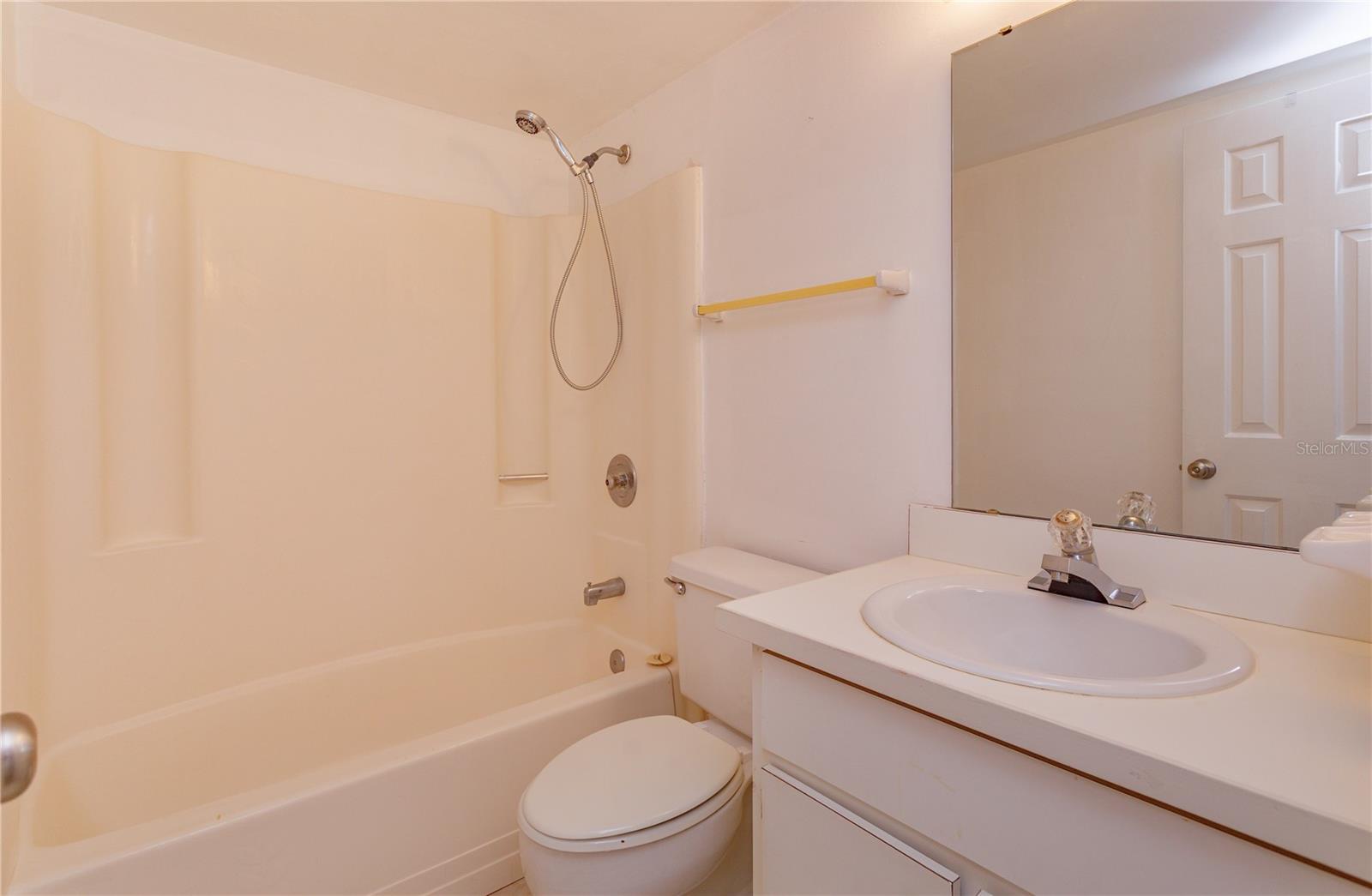 WINDTREE GARDENS CONDO PH 02 - Residential