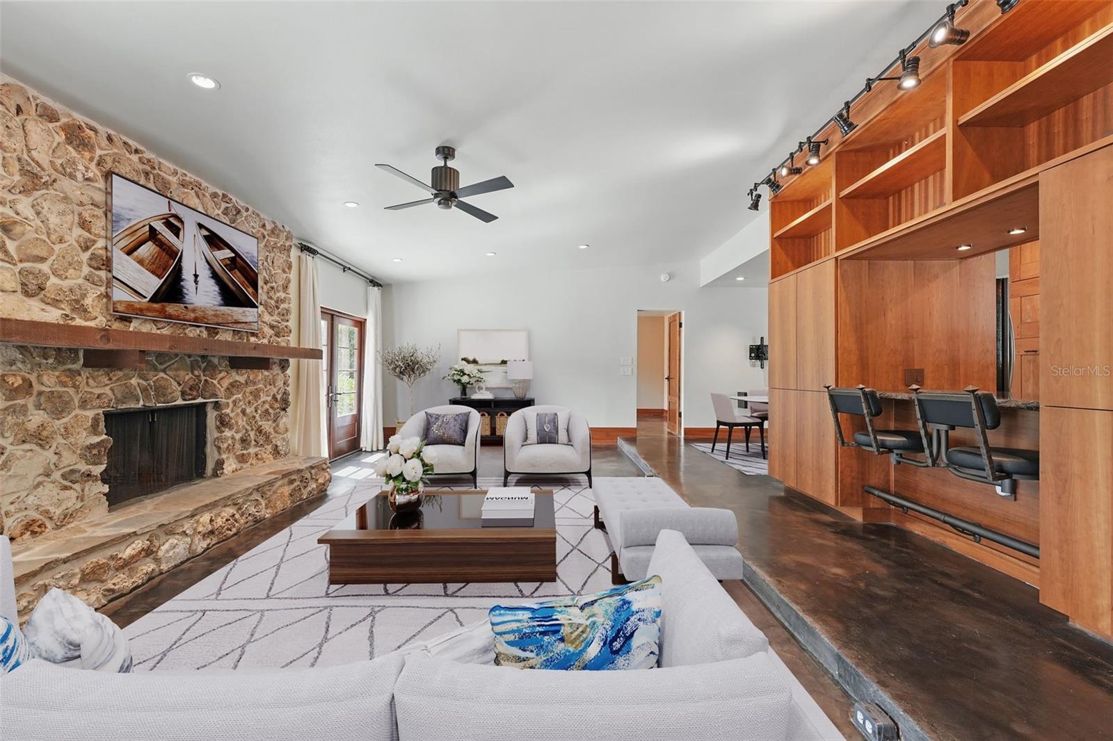 6327 RIDGEBERRY DRIVE