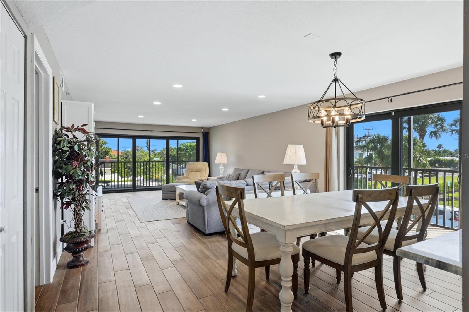 1001 BENJAMIN FRANKLIN DRIVE 206
