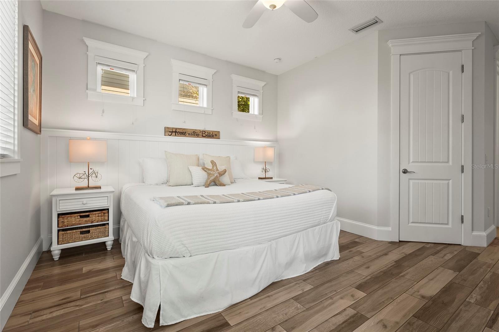 CORTEZ BEACH - Residential