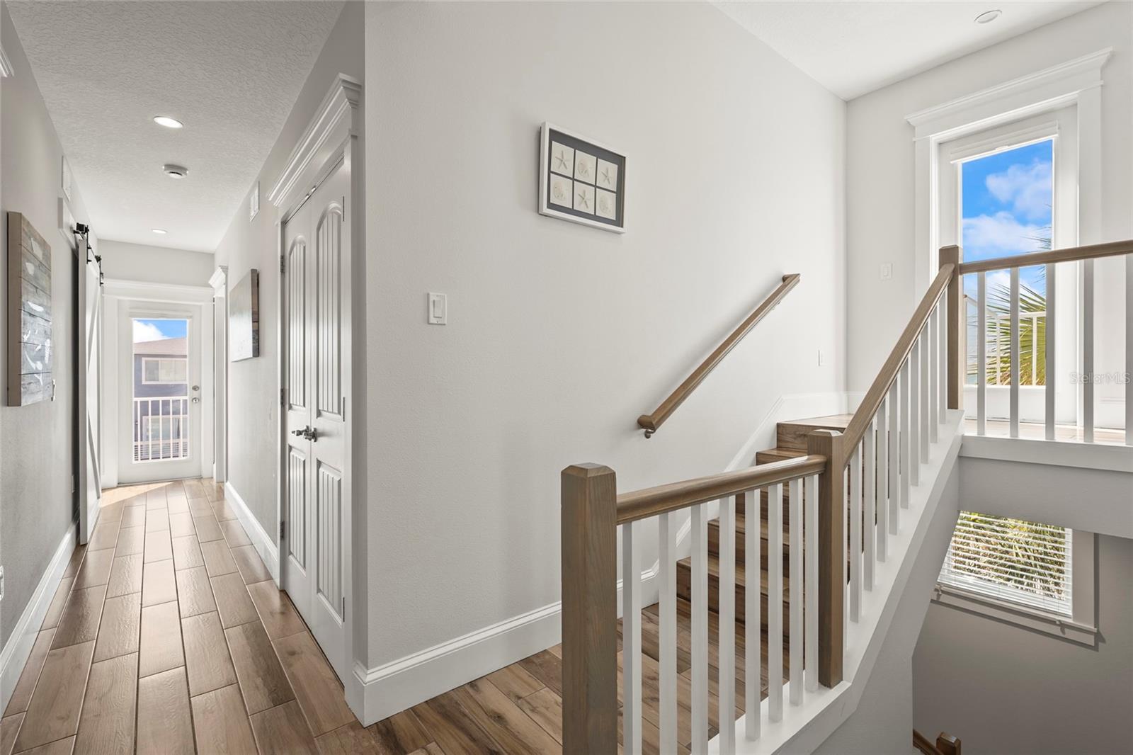 CORTEZ BEACH - Residential