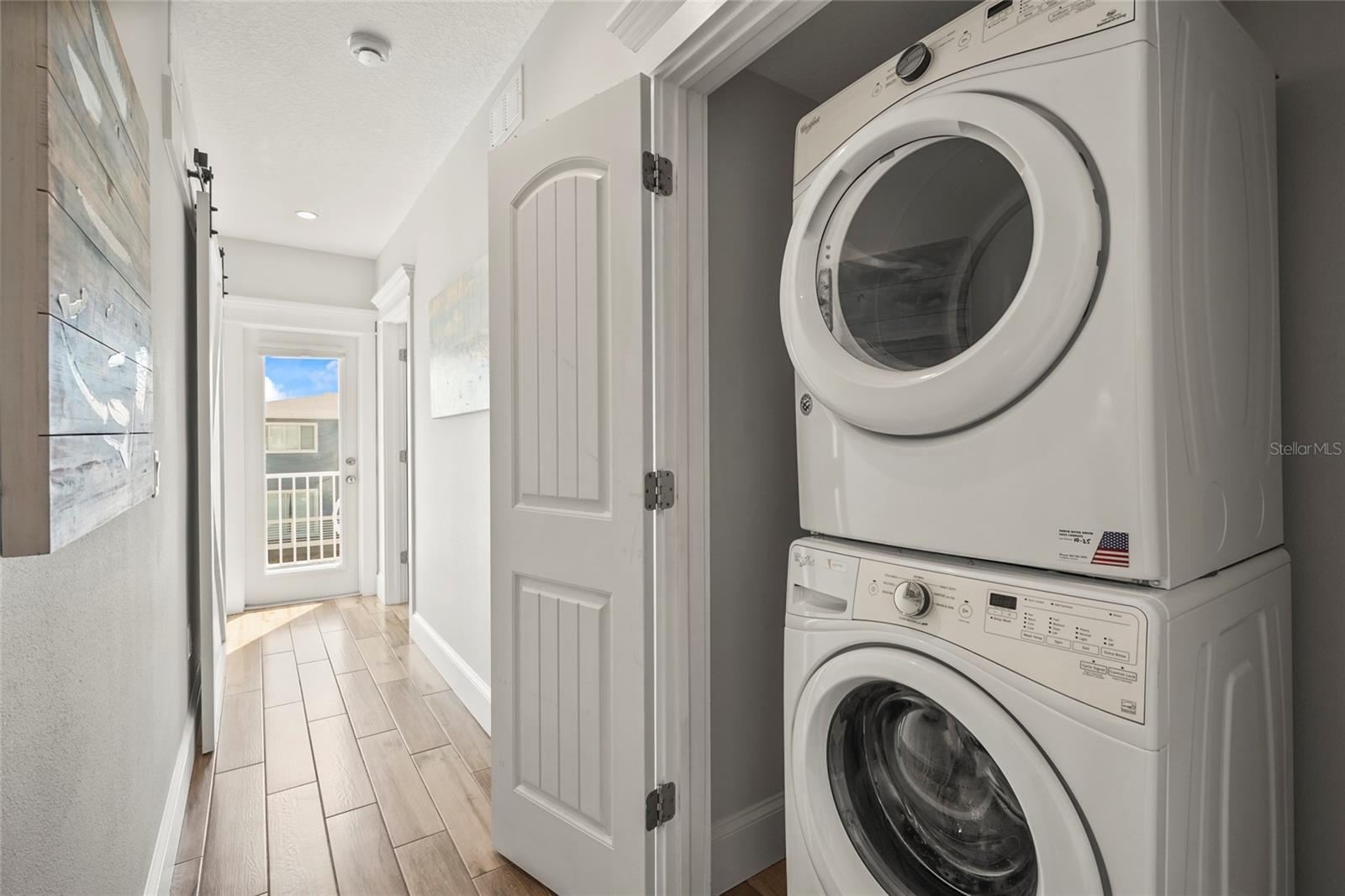 CORTEZ BEACH - Residential