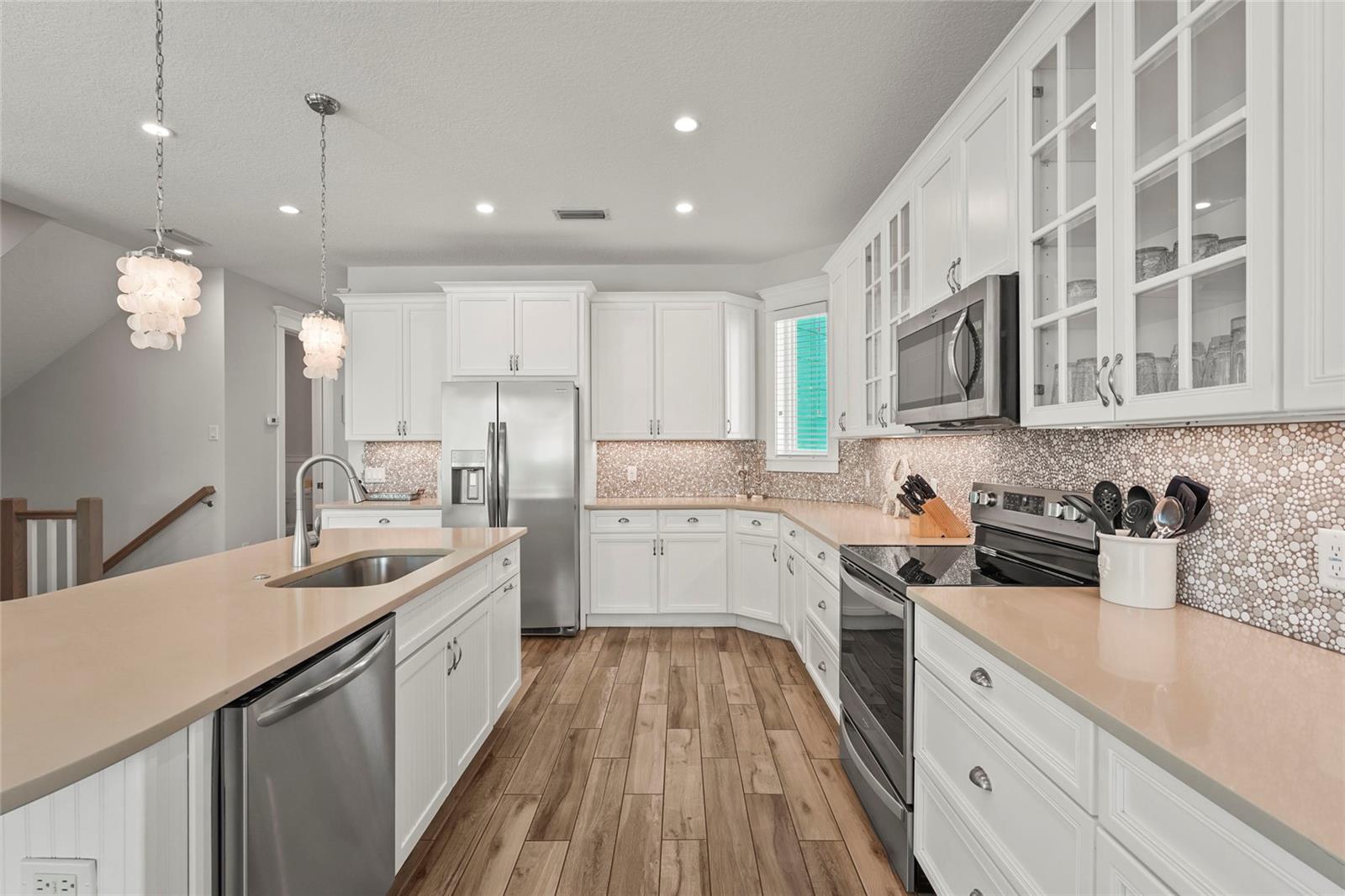 CORTEZ BEACH - Residential