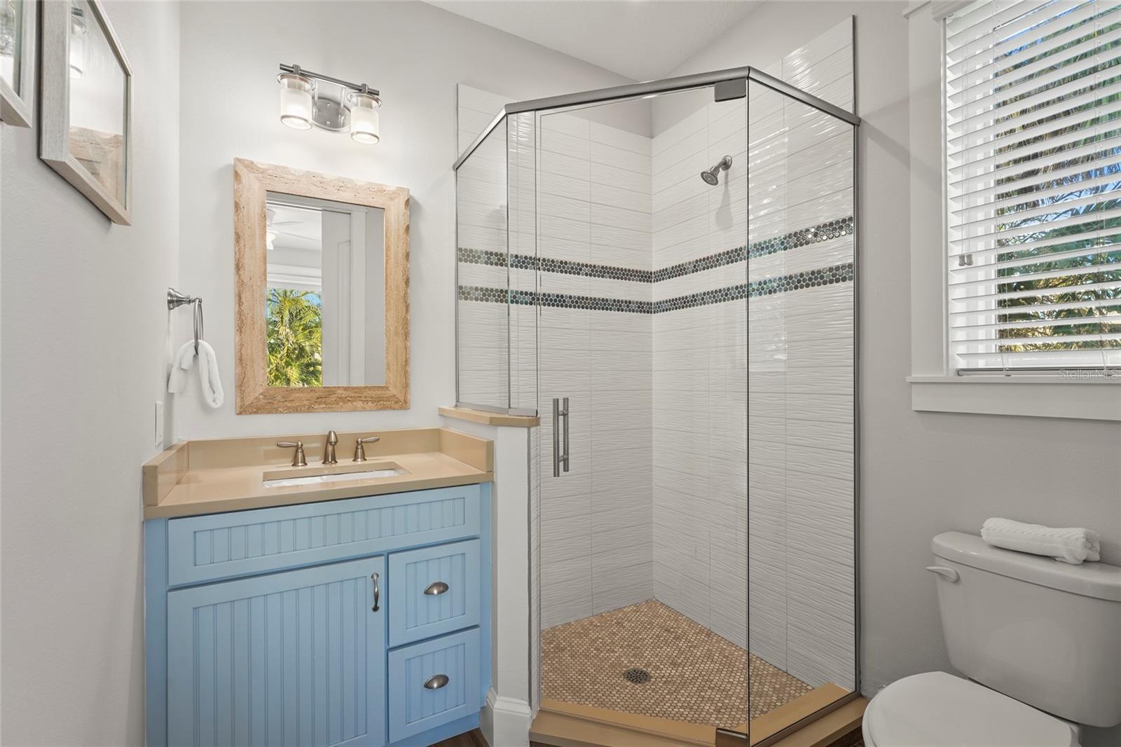 CORTEZ BEACH - Residential