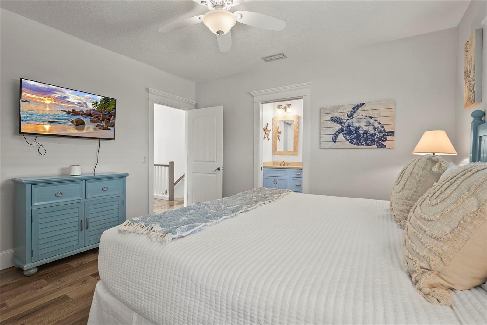 CORTEZ BEACH - Residential