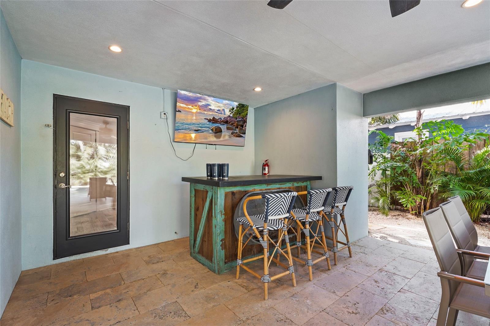 CORTEZ BEACH - Residential