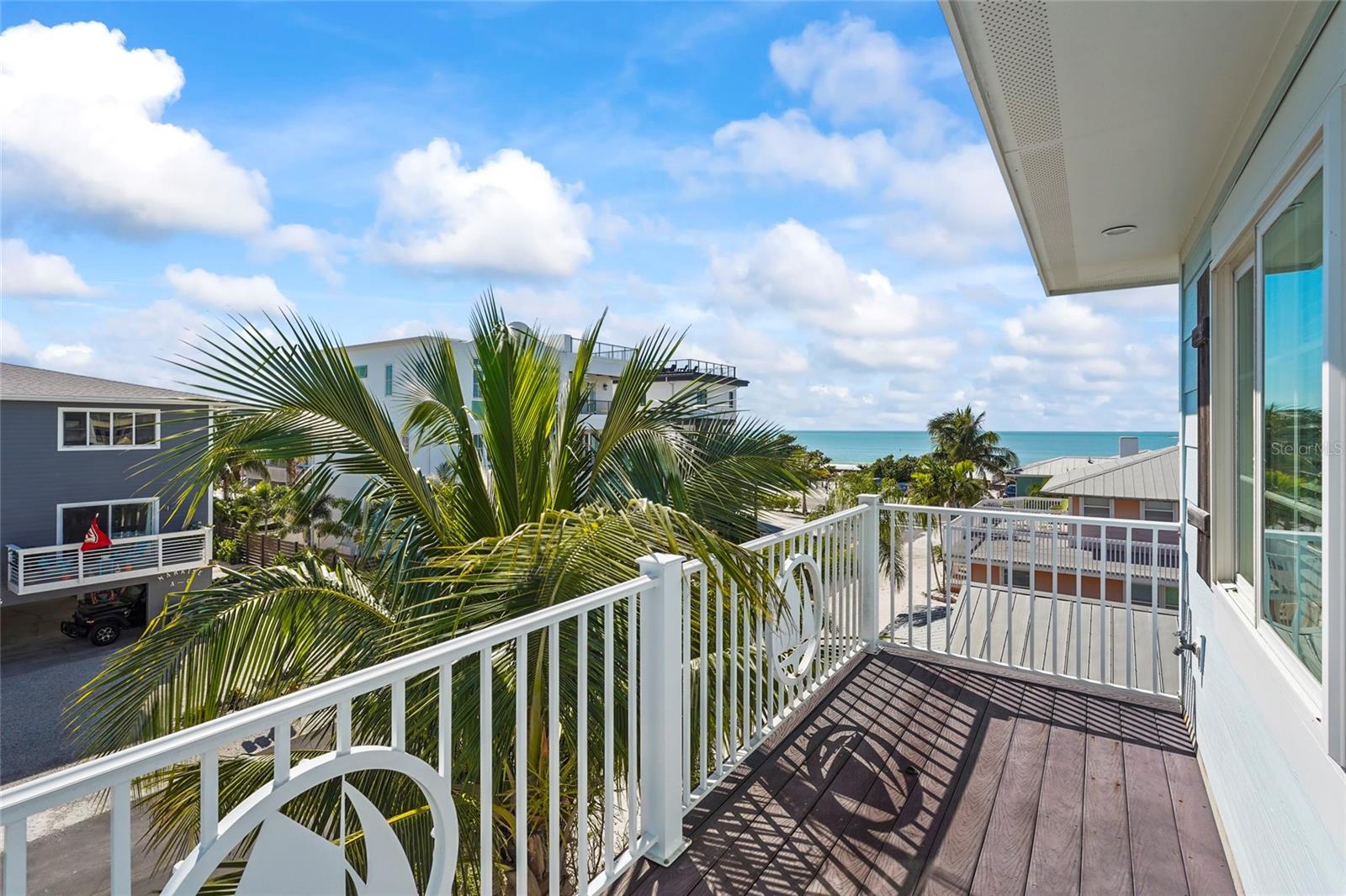 CORTEZ BEACH - Residential