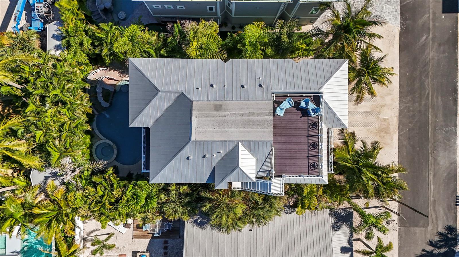 CORTEZ BEACH - Residential