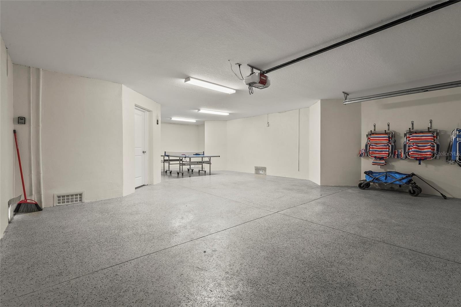 CORTEZ BEACH - Residential