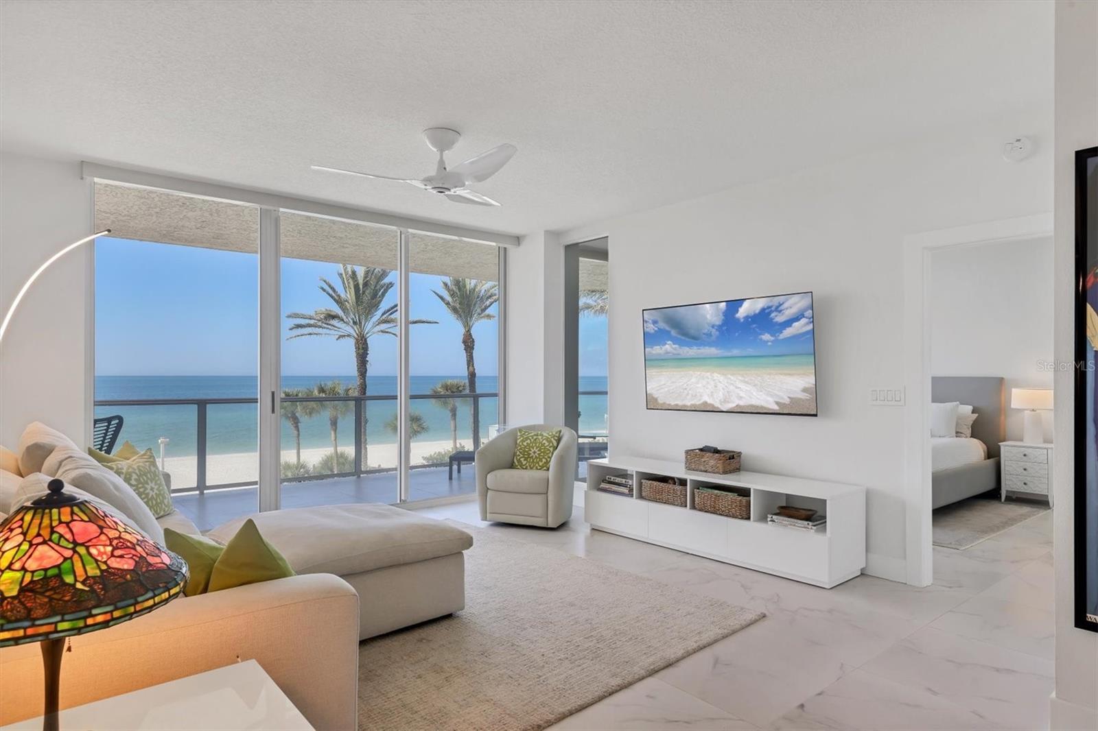 L ELEGANCE ON LIDO BEACH - Residential