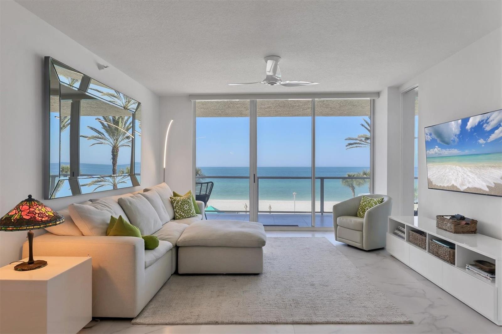 L ELEGANCE ON LIDO BEACH - Residential