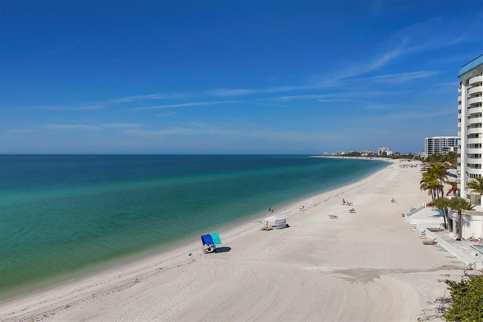 L ELEGANCE ON LIDO BEACH - Residential