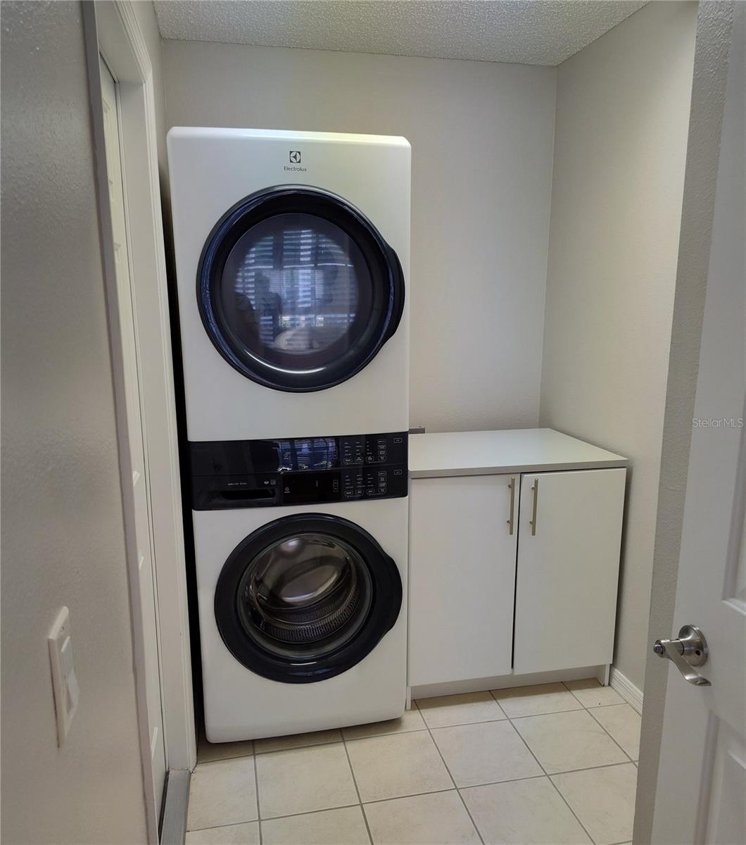 WELLINGTON AT SEVEN HILLS PH5D - Residential