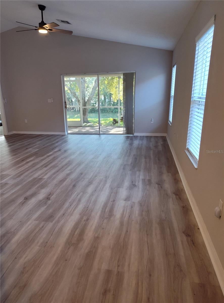 WELLINGTON AT SEVEN HILLS PH5D - Residential