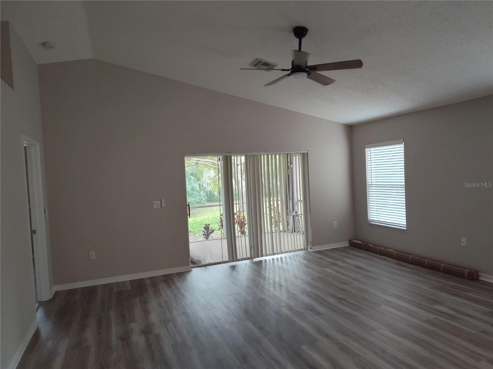 WELLINGTON AT SEVEN HILLS PH5D - Residential