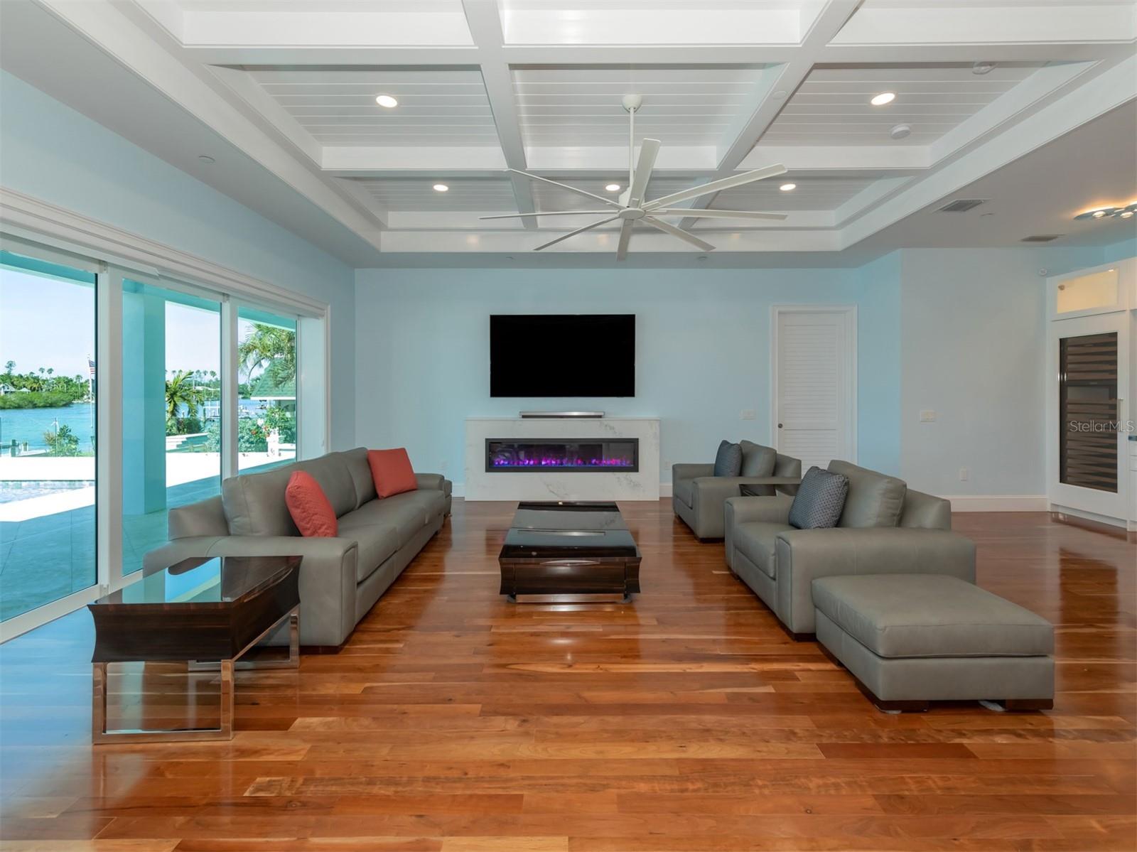 NOT IN A SUBDIVISION - Residential