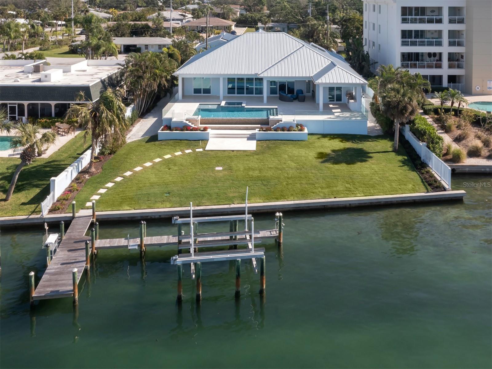 NOT IN A SUBDIVISION - Residential