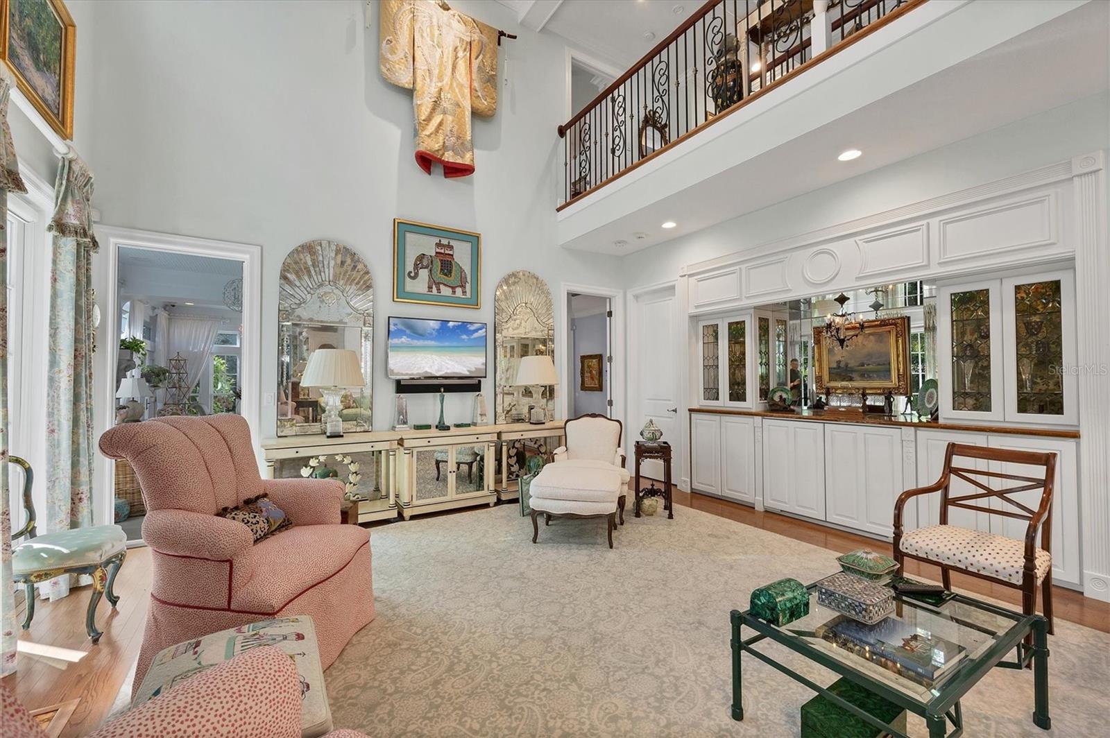 LINCOLN PARK ON HUDSON BAYOU - Residential