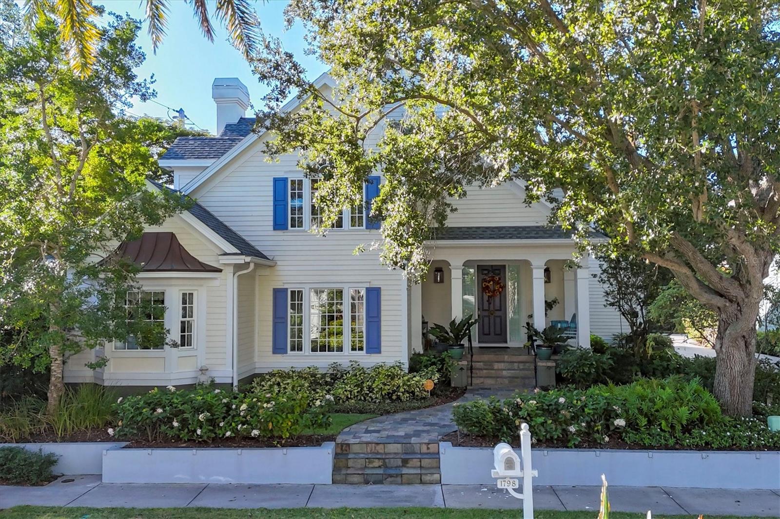 1798 LINCOLN PARK CIRCLE