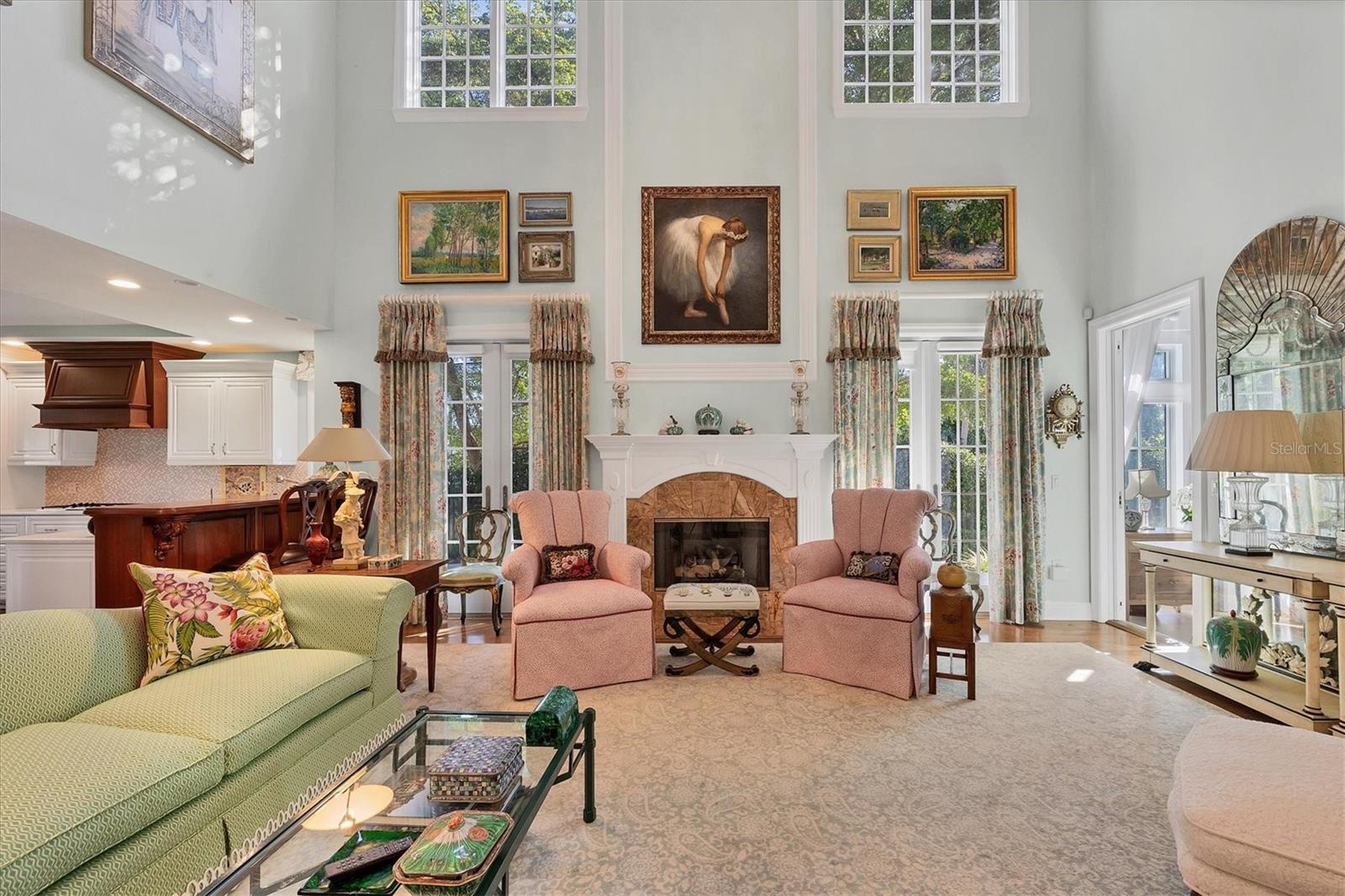 LINCOLN PARK ON HUDSON BAYOU - Residential