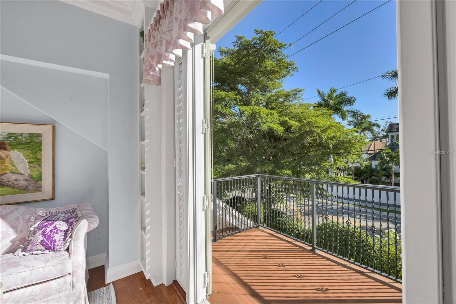 LINCOLN PARK ON HUDSON BAYOU - Residential