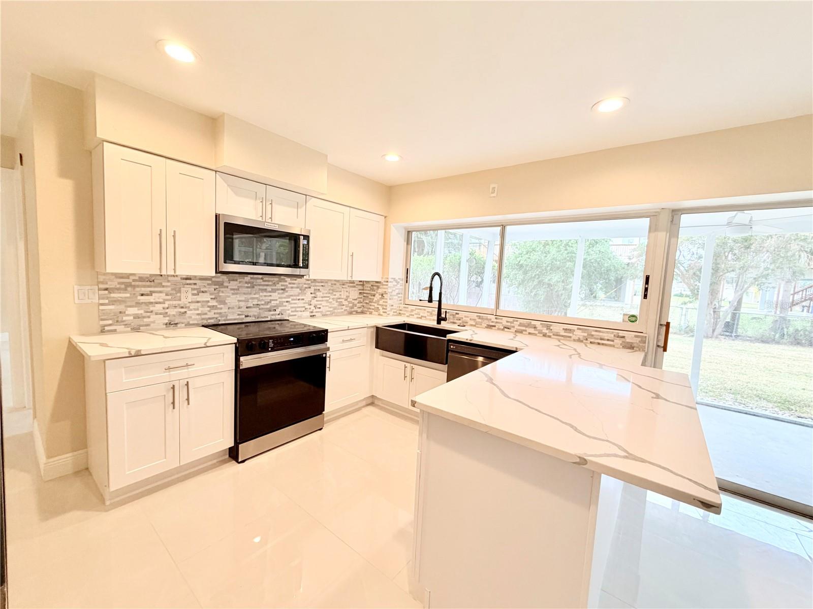 SHORE ACRES BUTTERFLY LAKE REP - Residential Lease