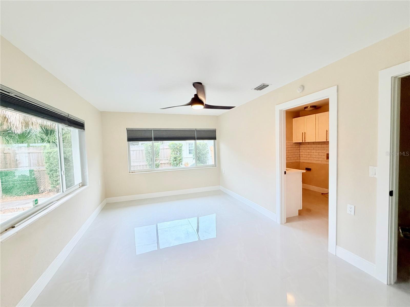 SHORE ACRES BUTTERFLY LAKE REP - Residential Lease