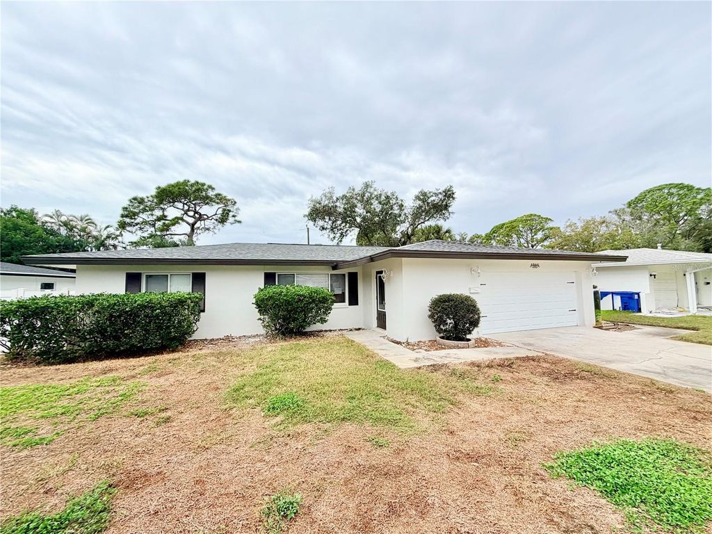 Photo of 4866 Huntington Street NE, St Petersburg, FL 33703 (MLS # TB8457817)