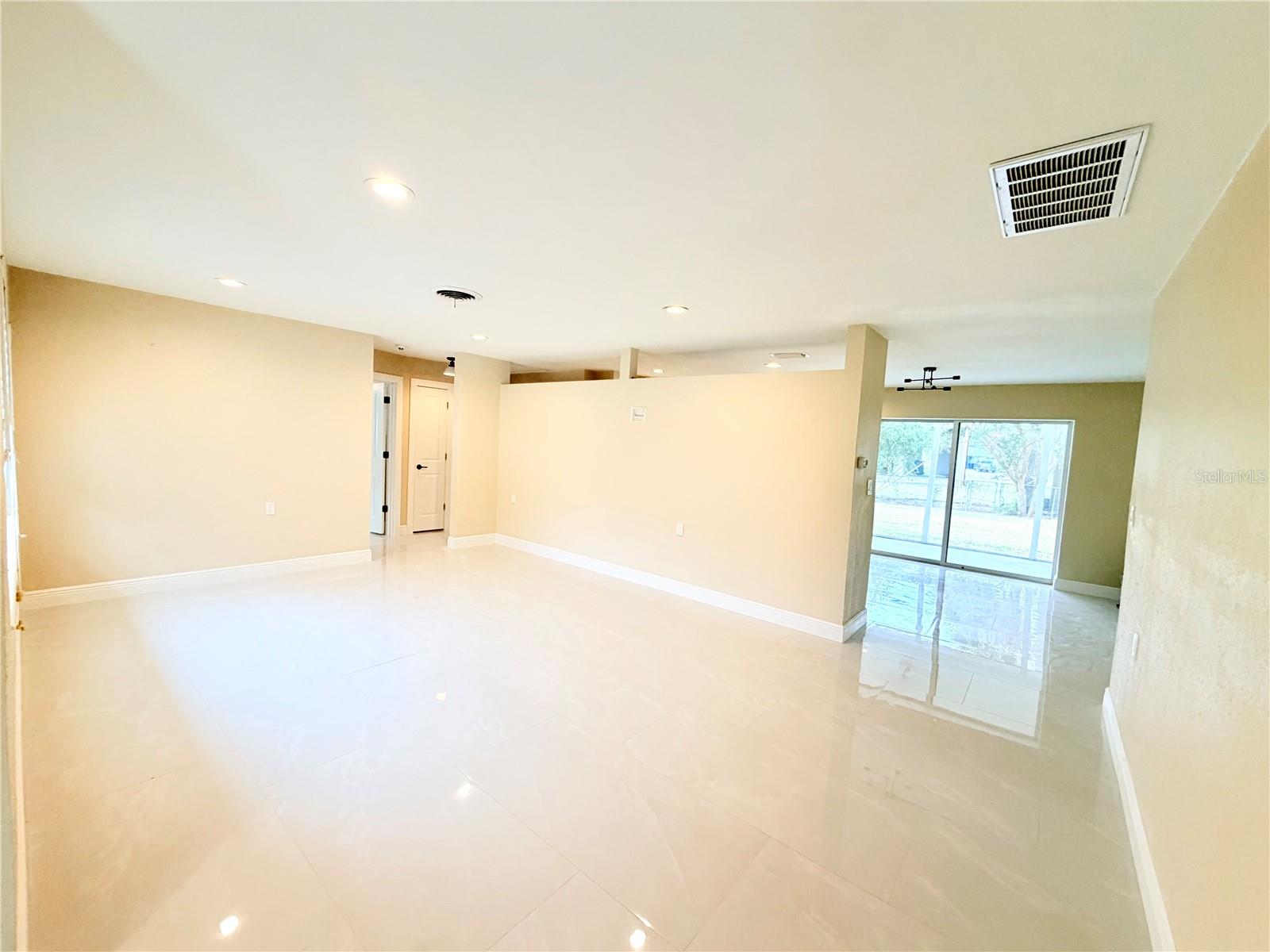 SHORE ACRES BUTTERFLY LAKE REP - Residential Lease