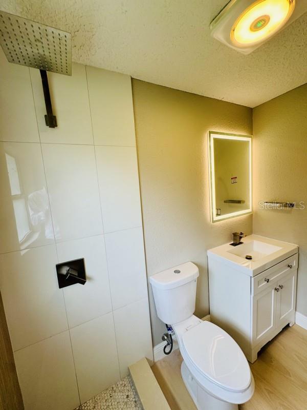 L C COXS ADD - Residential Lease