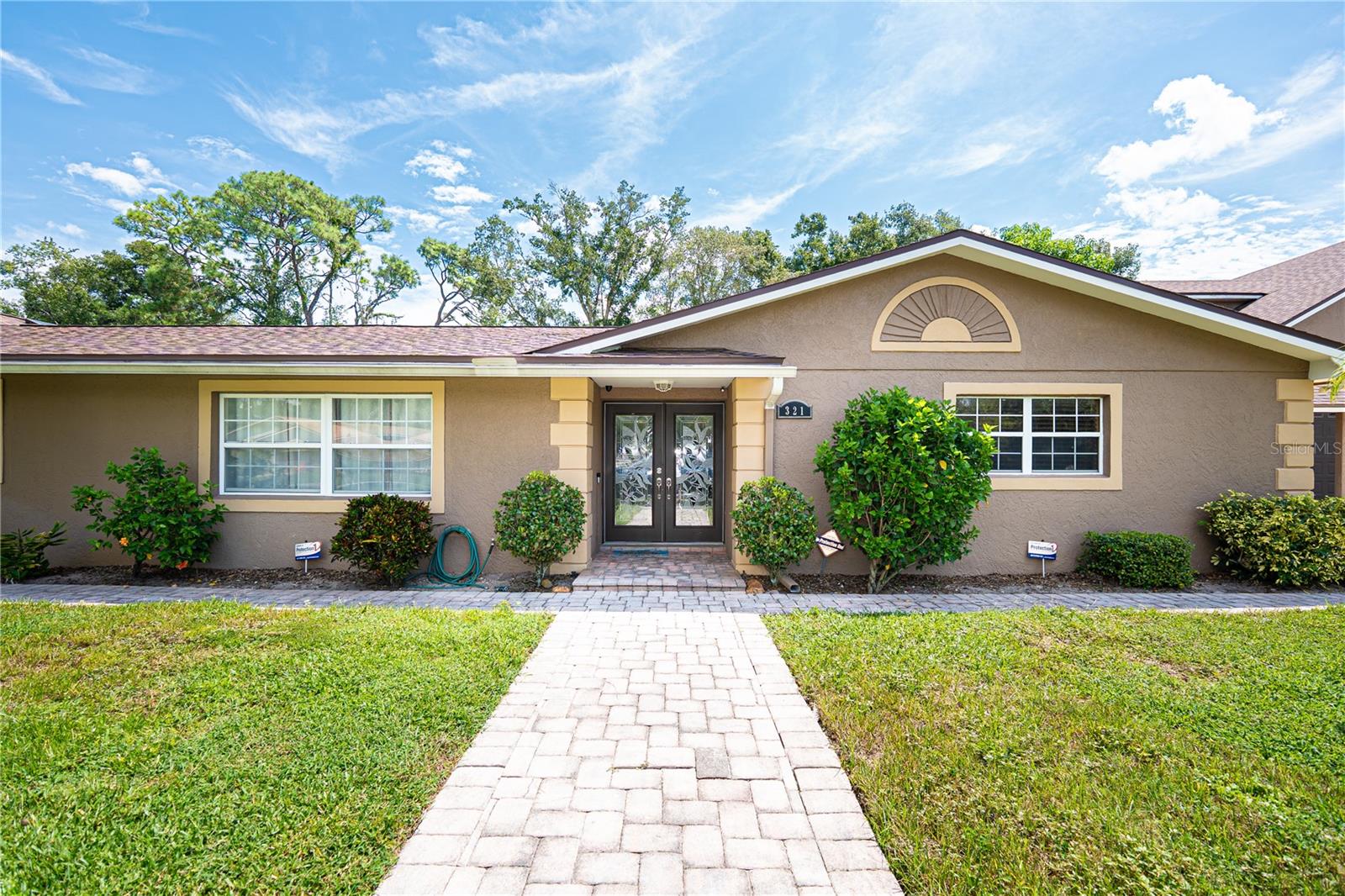 321 KINGSBURY AVENUE