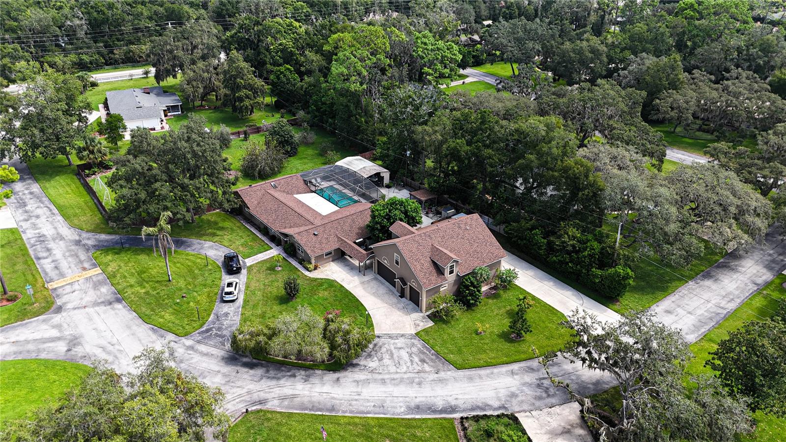 321 KINGSBURY AVENUE