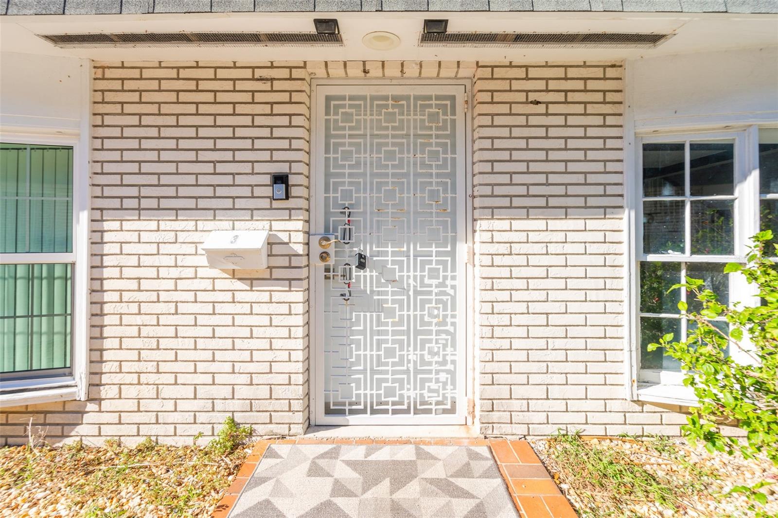 315 GLENVIEW BOULEVARD 3