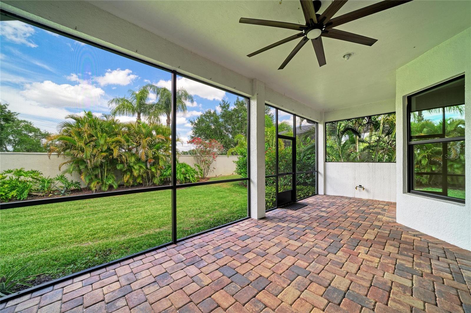 LEGENDS BAY - Residential