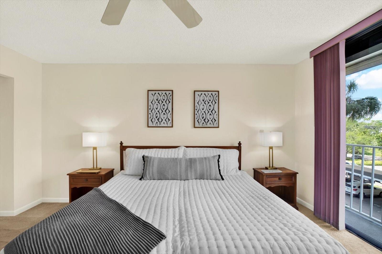 BAYSHORE DIPLOMAT A CONDOMINIU - Residential