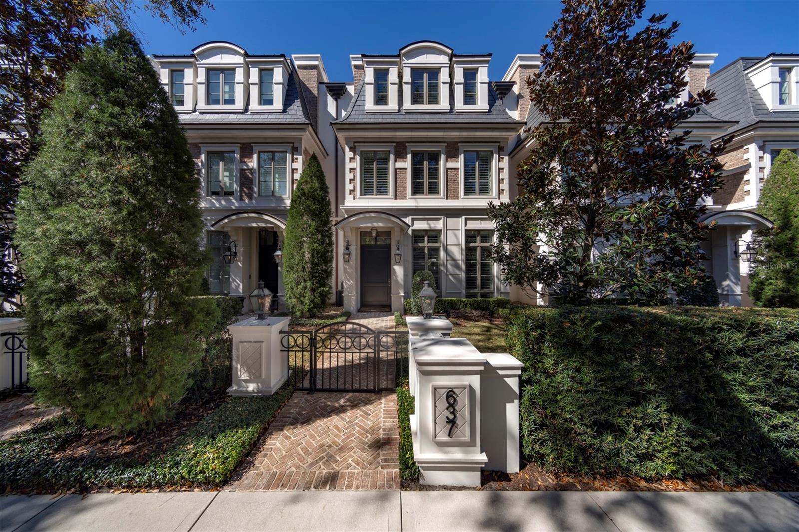 PARK HILL - Residential