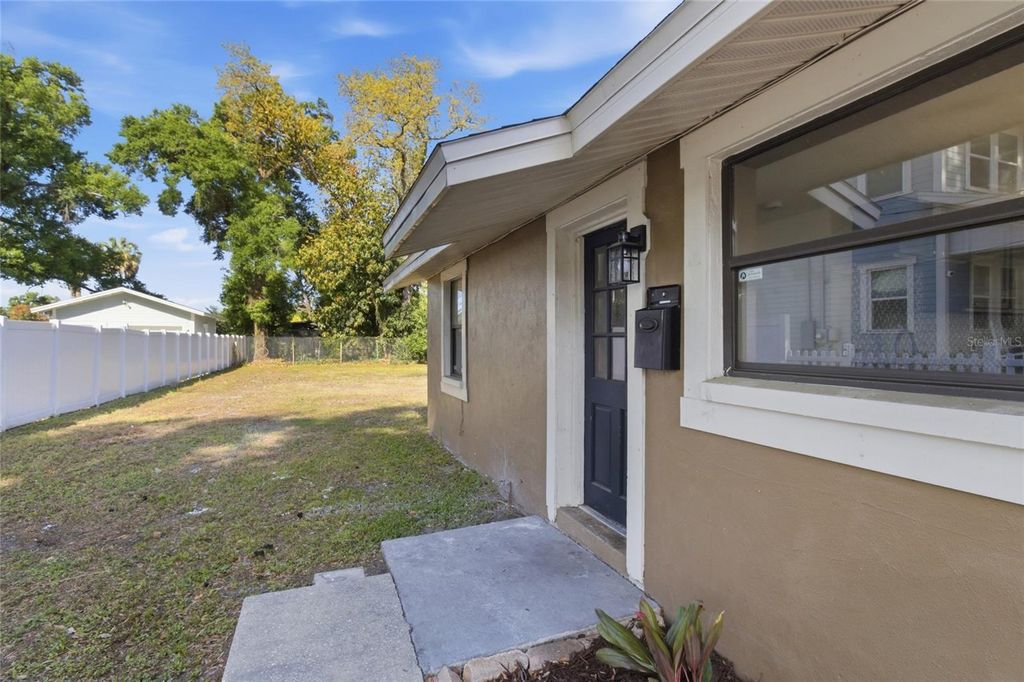 Photo of 2828 N Elmore Avenue, Tampa, FL 33602 (MLS # TB8495301)