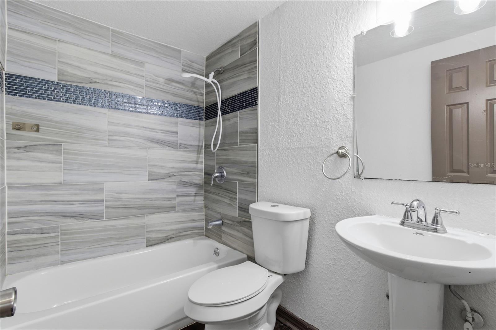 ROBLES SUB SUB OF LT - Residential