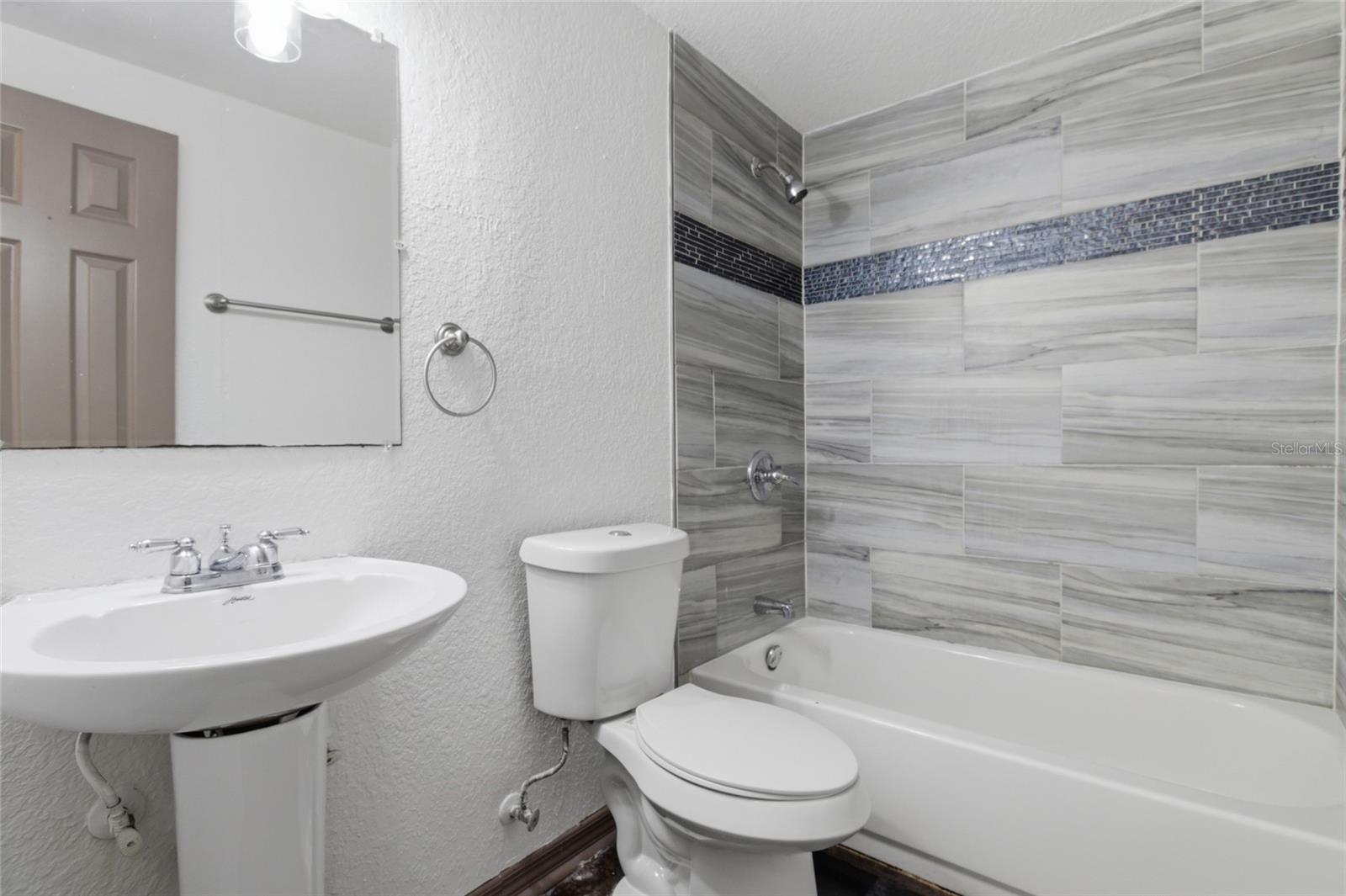 ROBLES SUB SUB OF LT - Residential