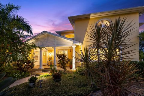 1417 BEACH DRIVE NE ST PETERSBURG FL 33704