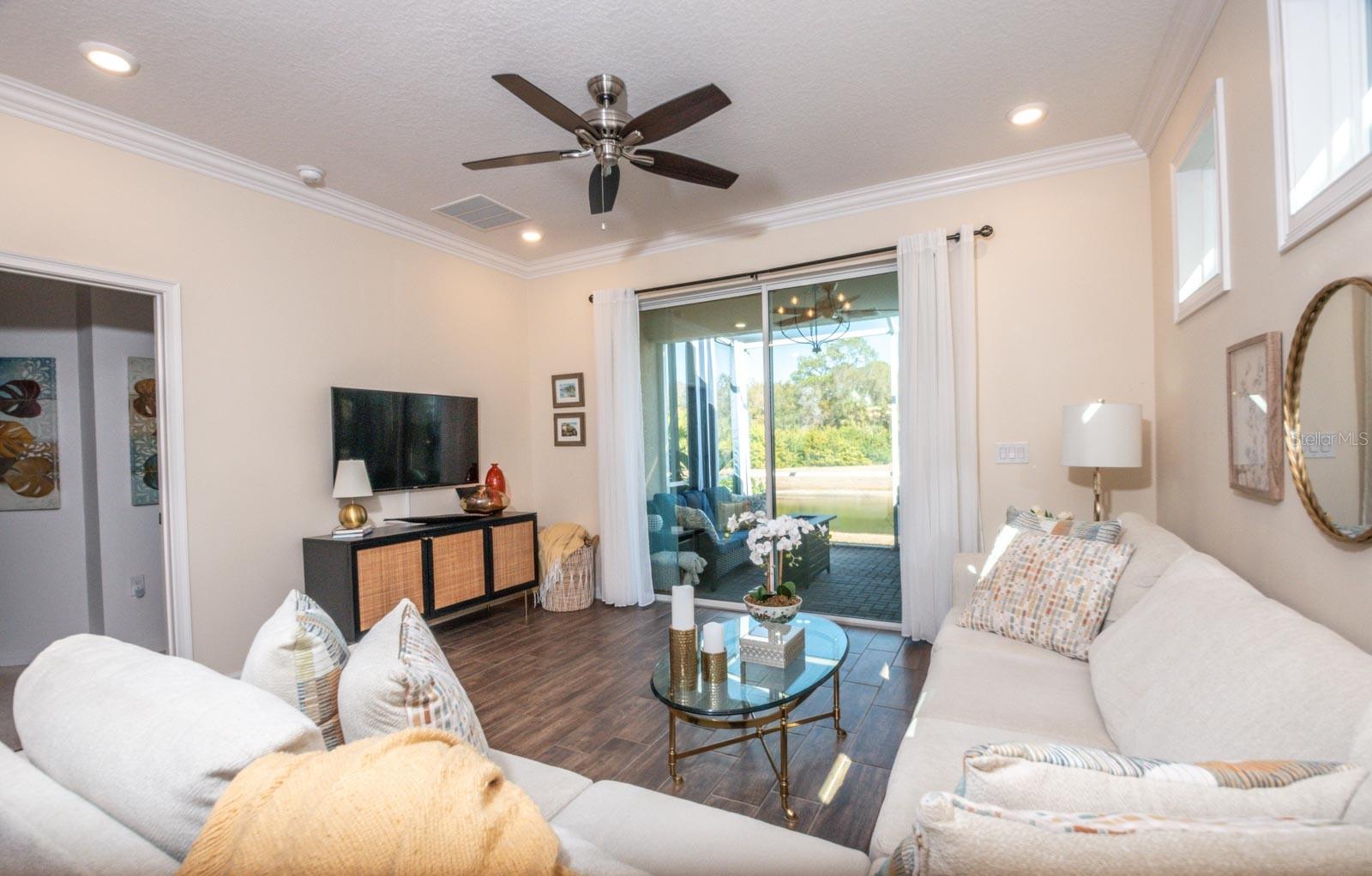 MIRABAY PRCL 8 - Residential