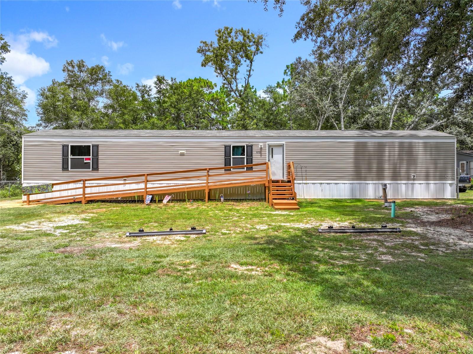 HIGH RDG ESTATES - Residential