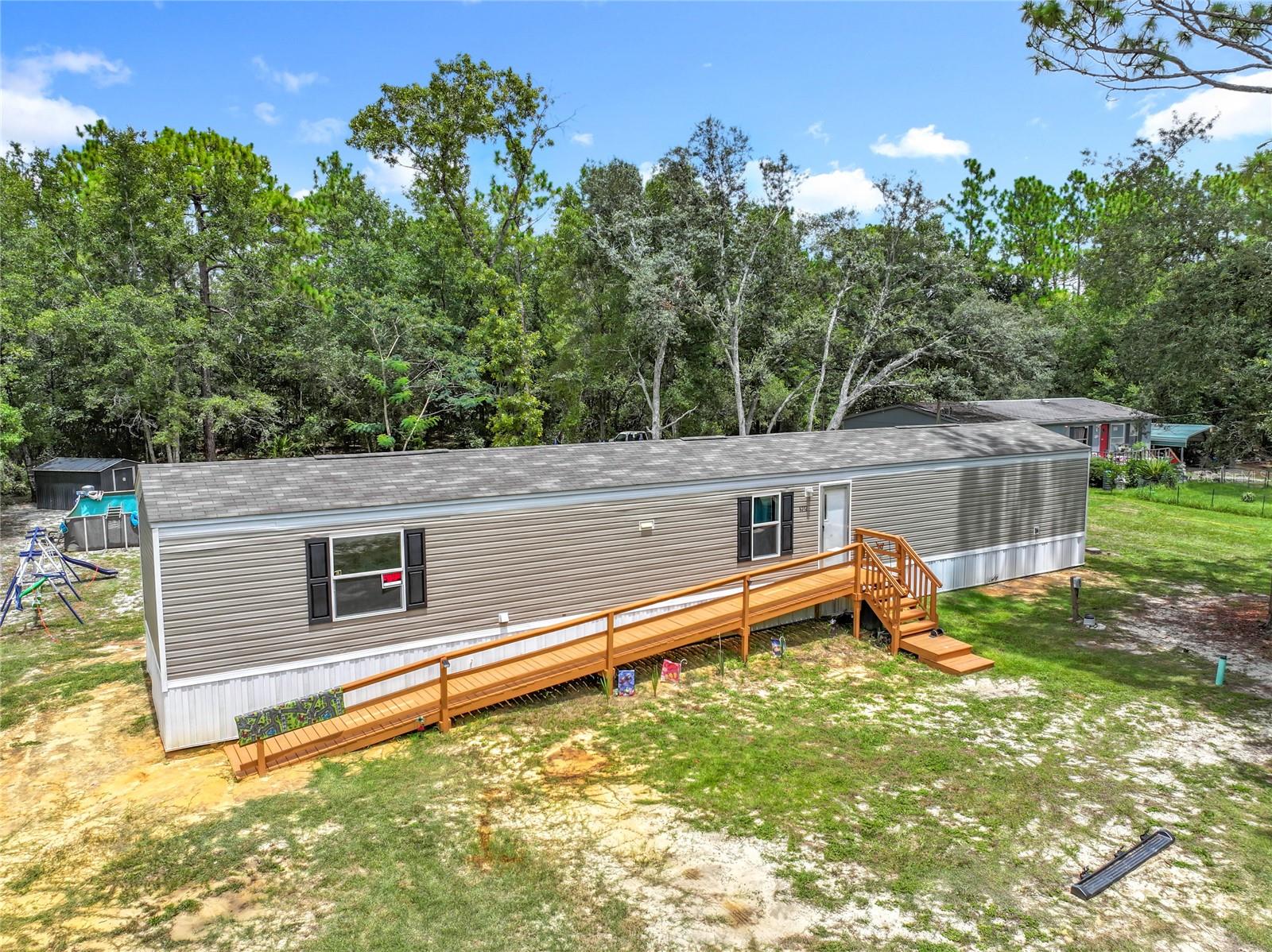 HIGH RDG ESTATES - Residential