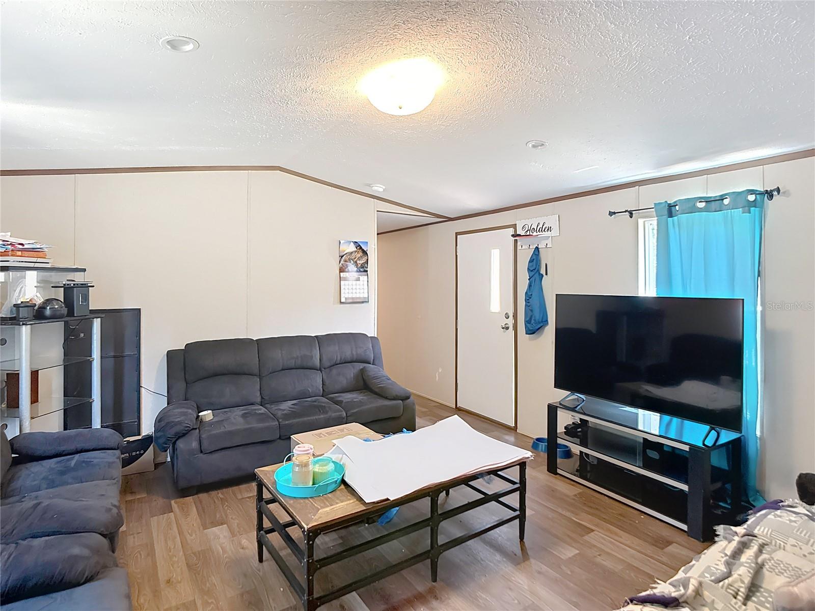 HIGH RDG ESTATES - Residential