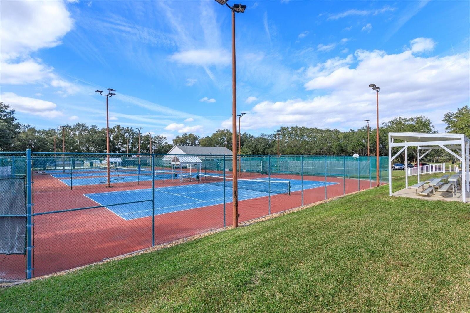 PLANTATION AT LEESBURG OAK TREE VILLAGE - Residential