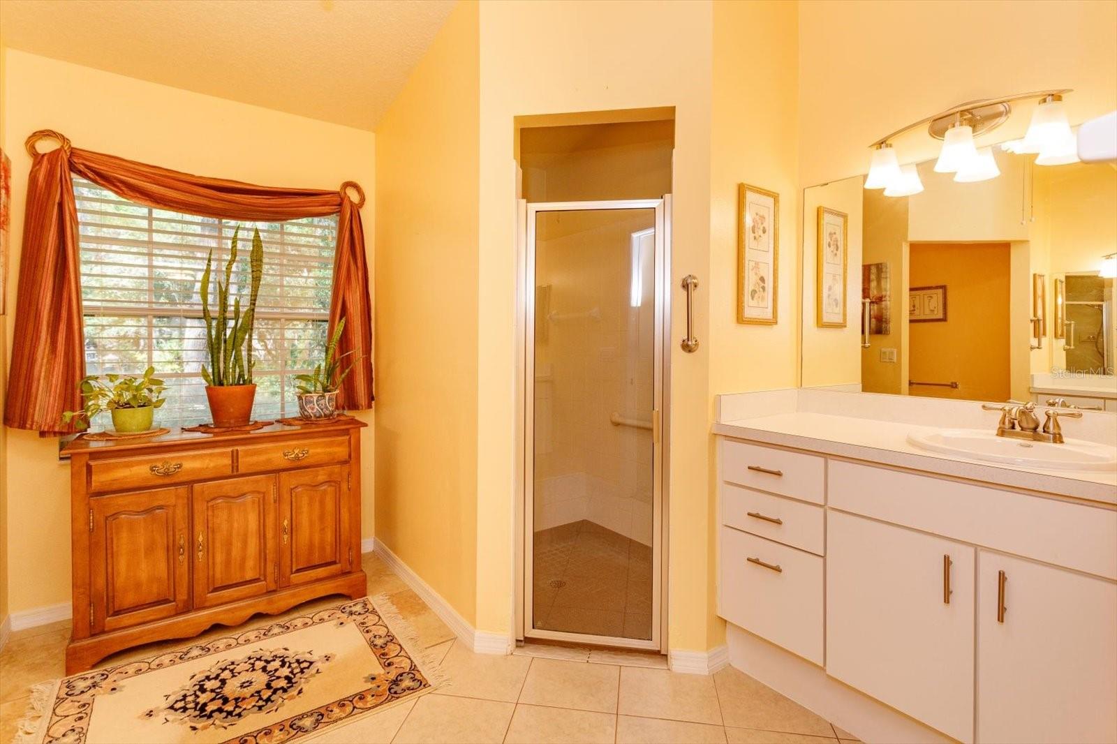 PLANTATION AT LEESBURG OAK TREE VILLAGE - Residential