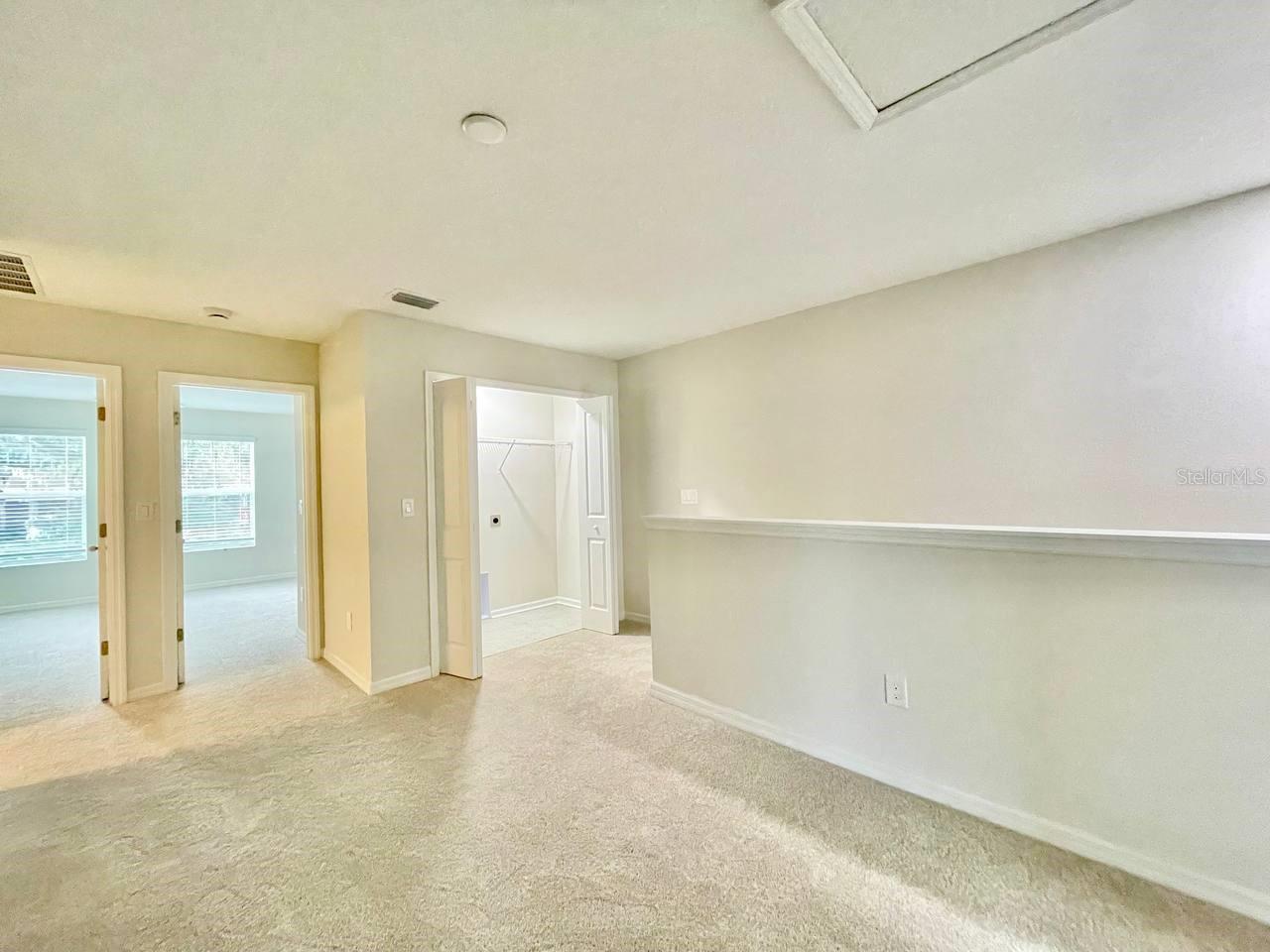 CALUSA CREEK TOWNHOMES - Residential Lease