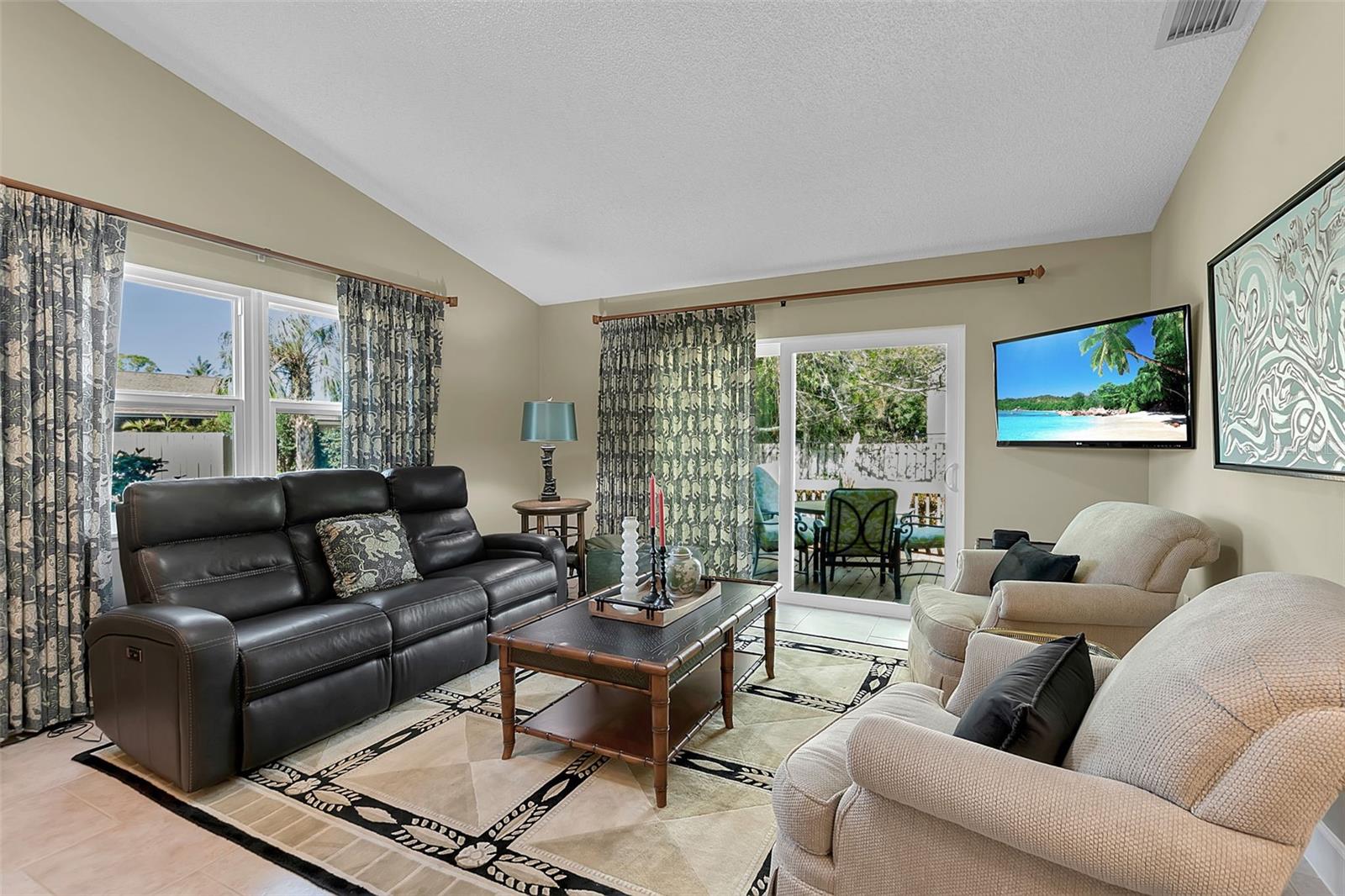 TURNBERRY WOODS - Residential